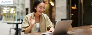 An employee working in a hybrid set up is communicating with team members using modern communication platform