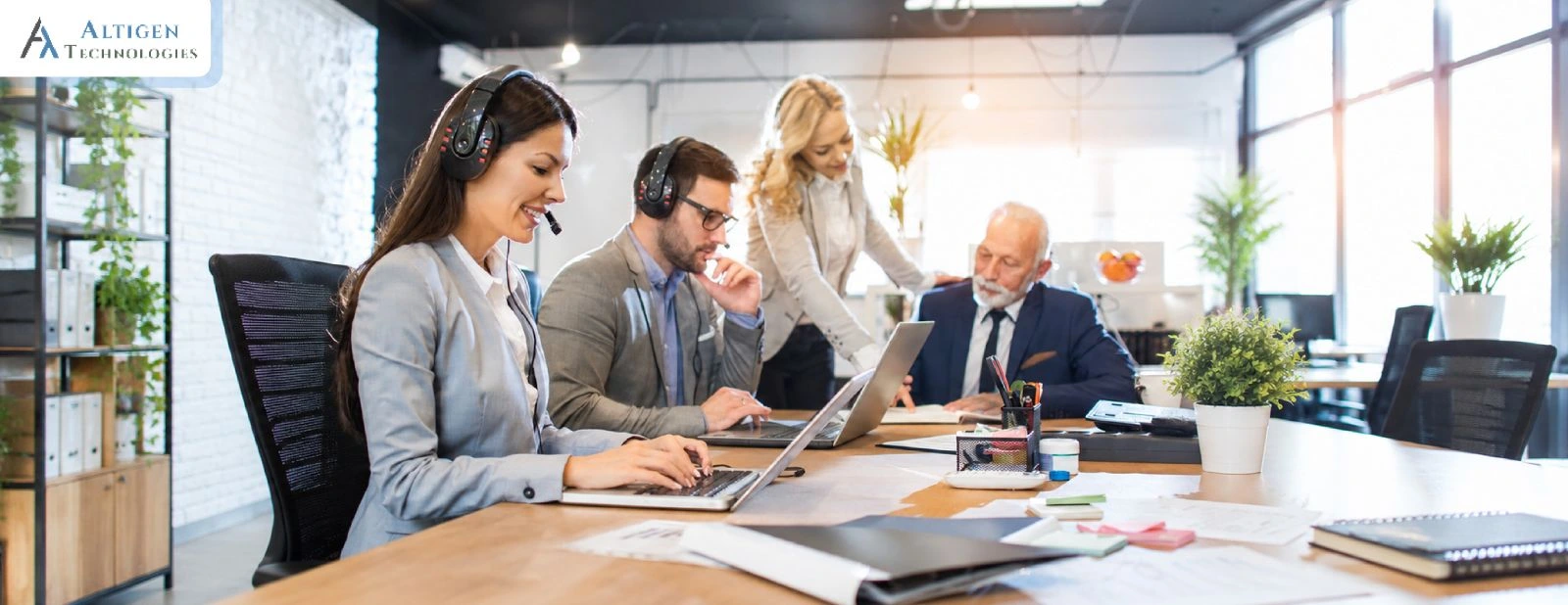 Contact center agents using modern customer service software to manage customer interactions.